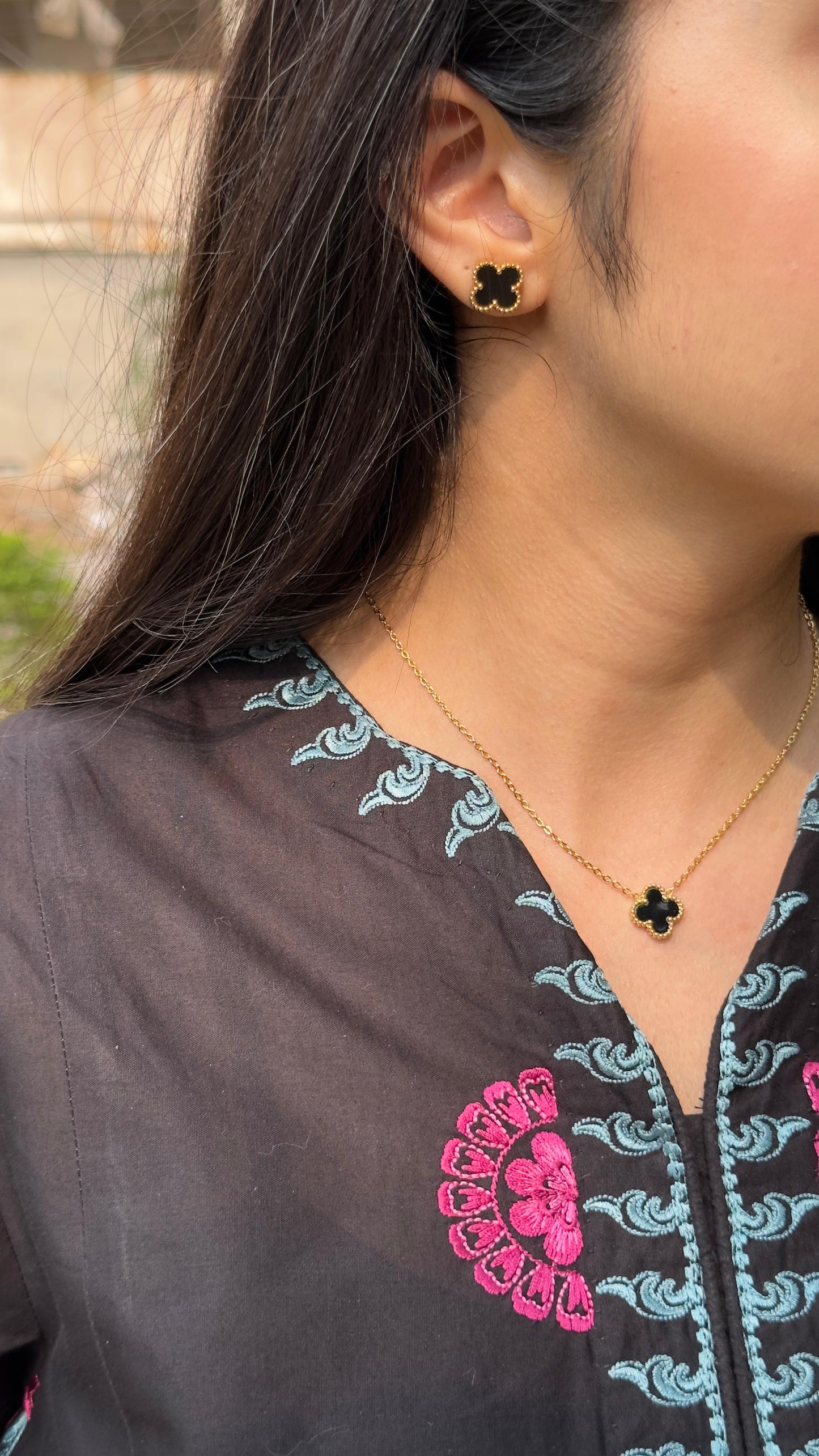 Golden Clover Jewelry Set - Zyro