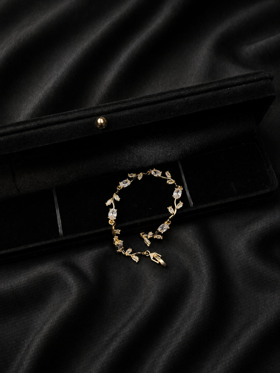 Tulip Bloom Bracelet – Floral Crystal Bracelet