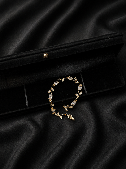 Tulip Bloom Bracelet – Floral Crystal Bracelet