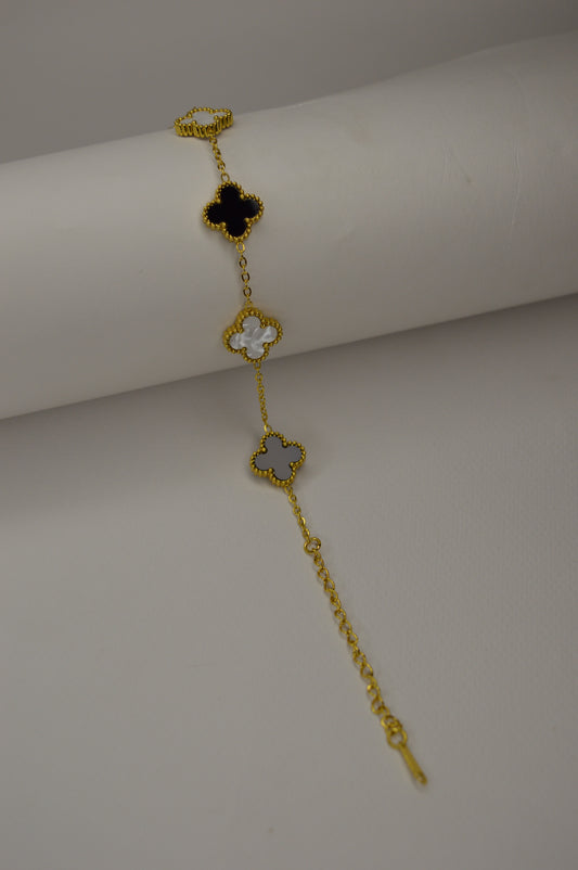 Elegant Clover Bracelet - White & Black - Zyro