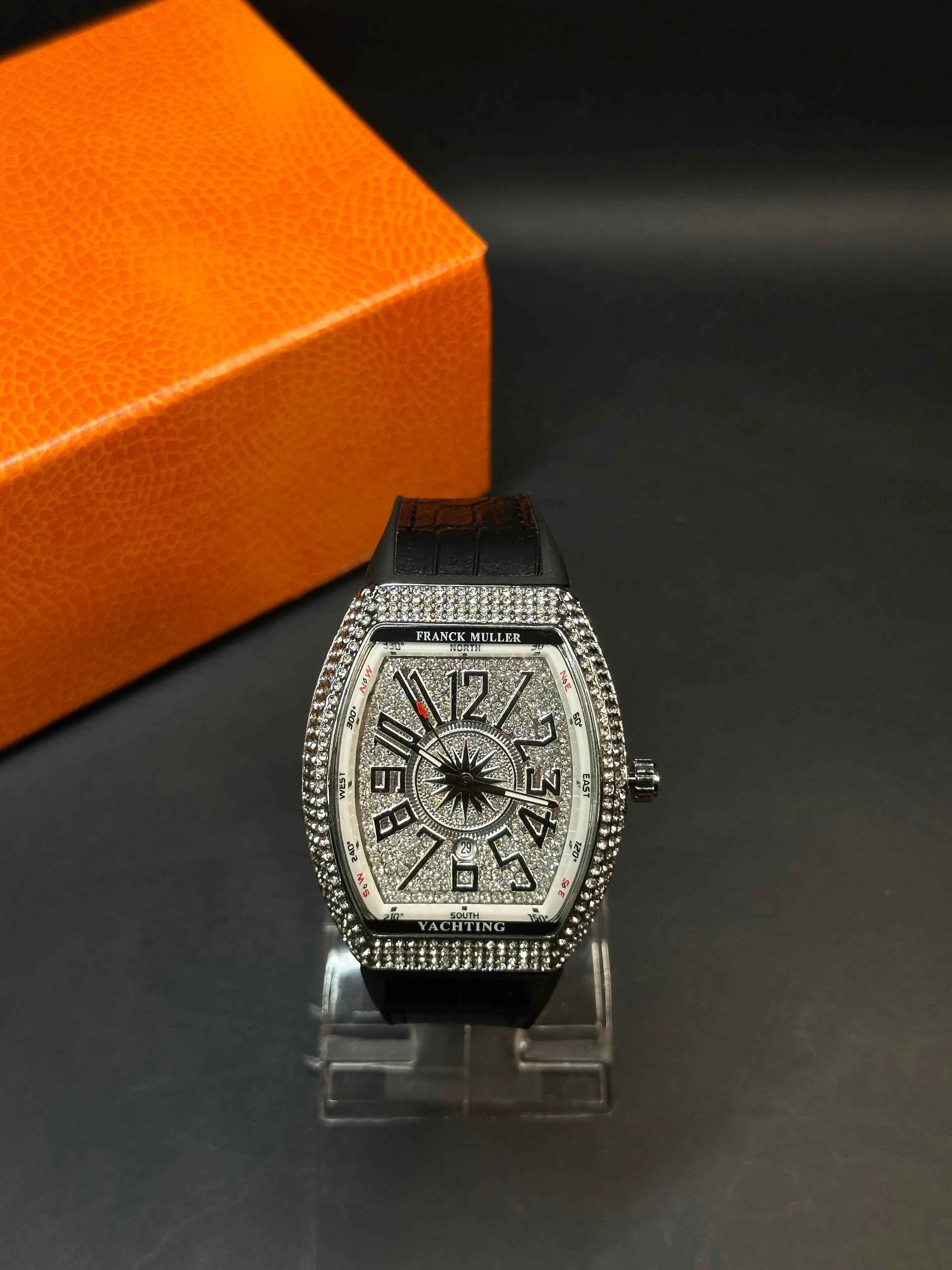 FM Diamond
