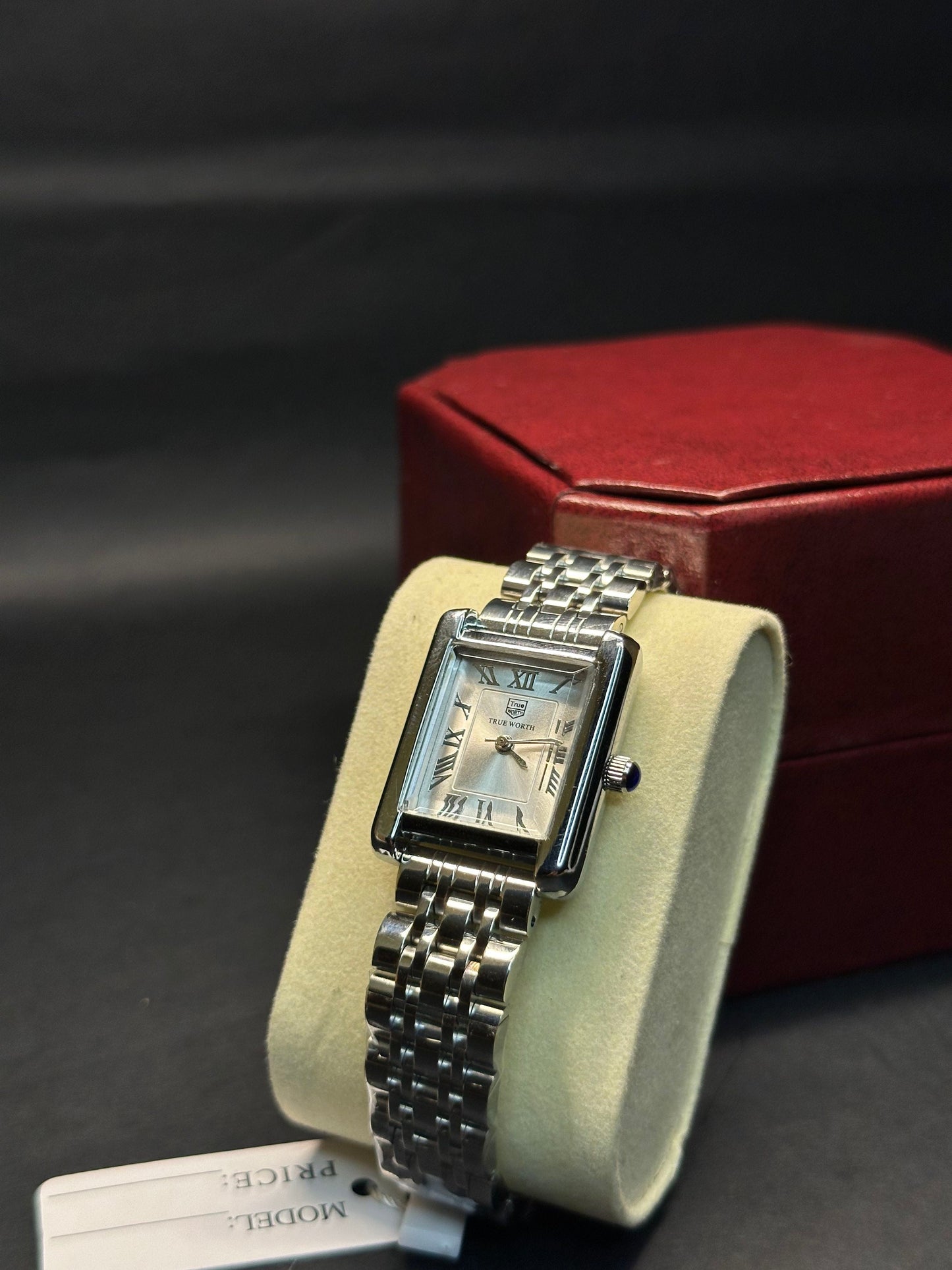 True Worth Women’s Rectangular Watch Zyro