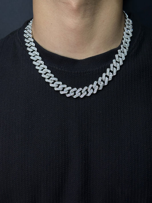 Iced Out Cuban Chain Zyro