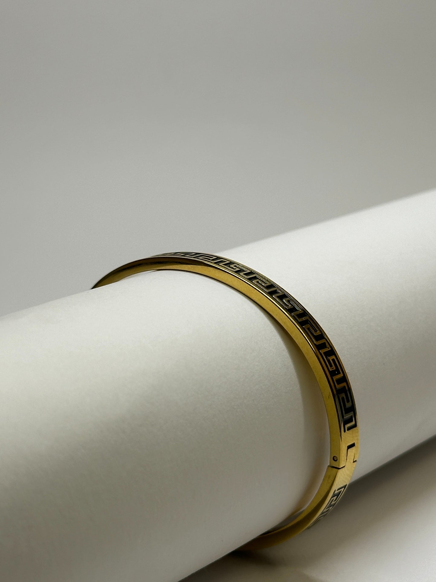 Greek Key Gold Bangle Zyro