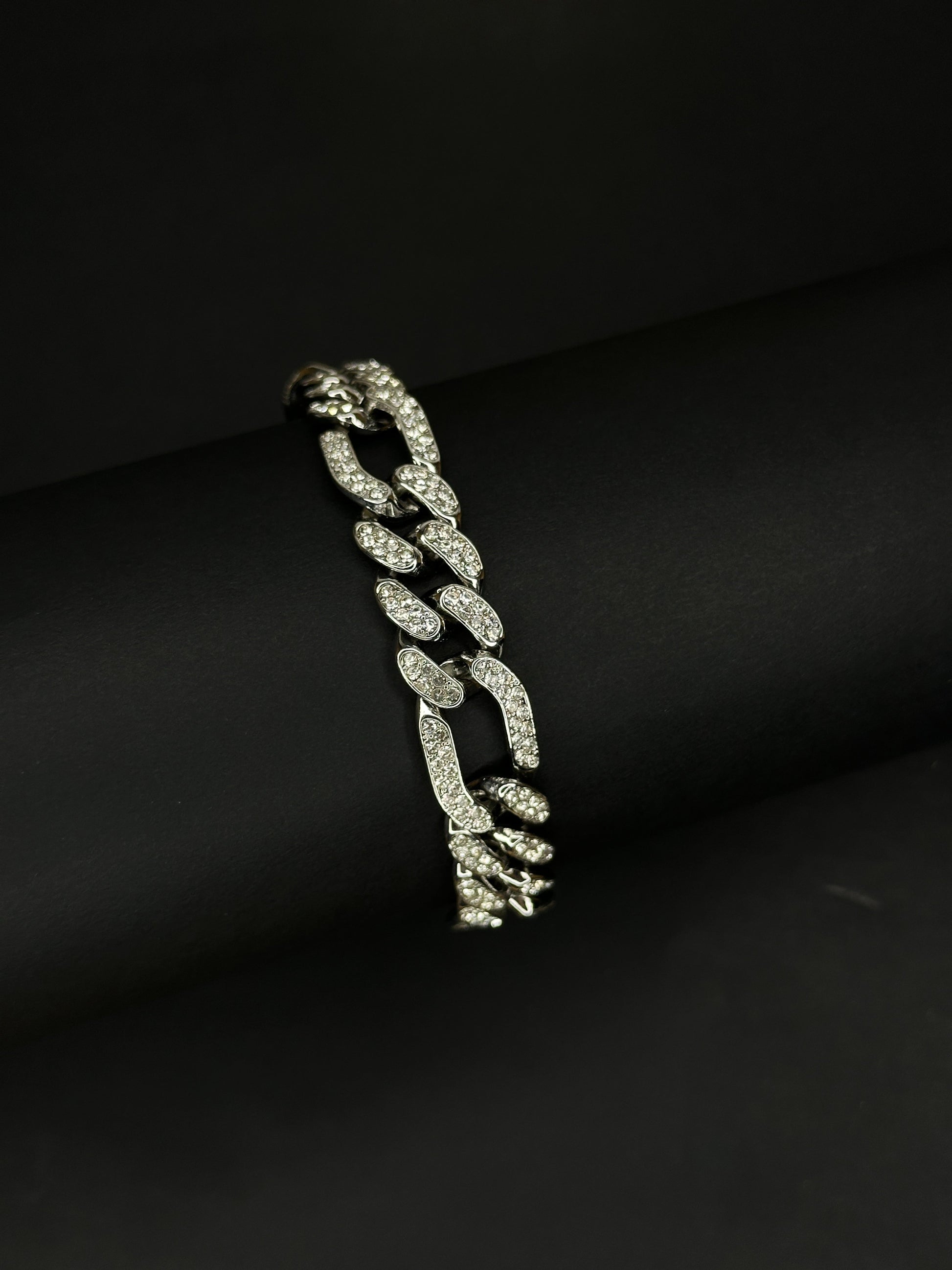 Iced Out Cuban Bracelet Zyro