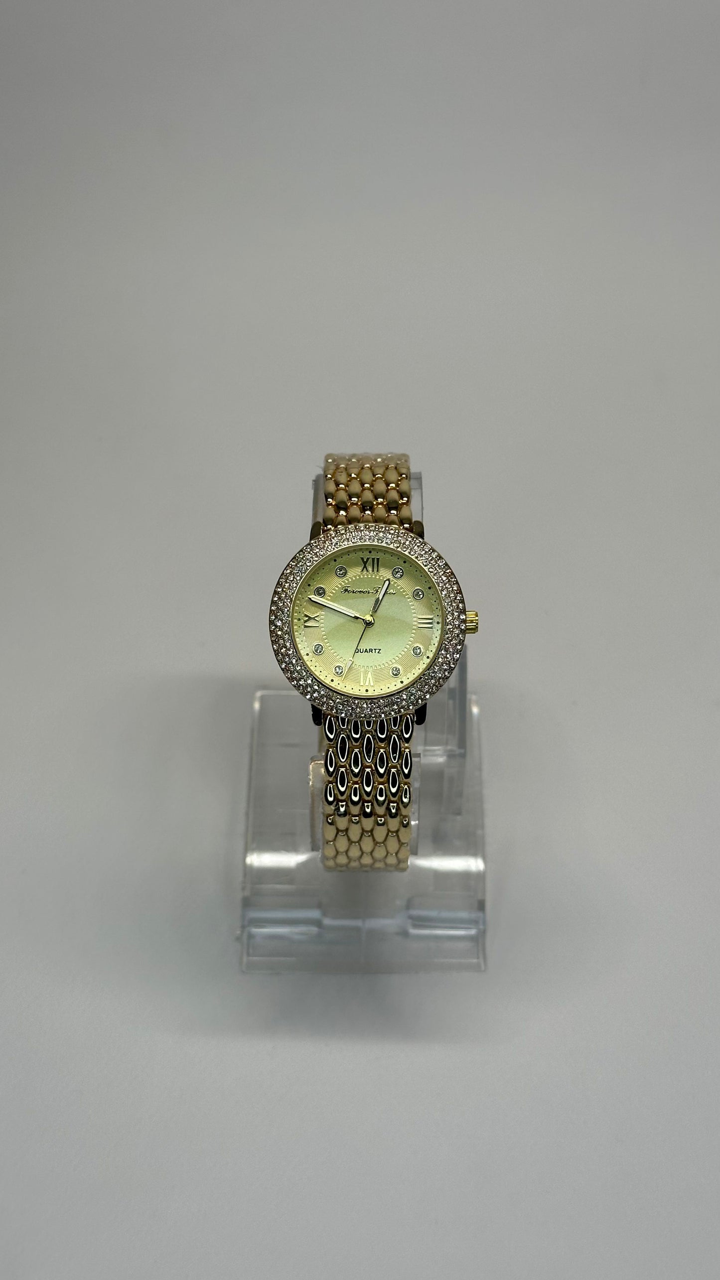 Elegant Crystal Luxe (Gold Edition) - Zyro