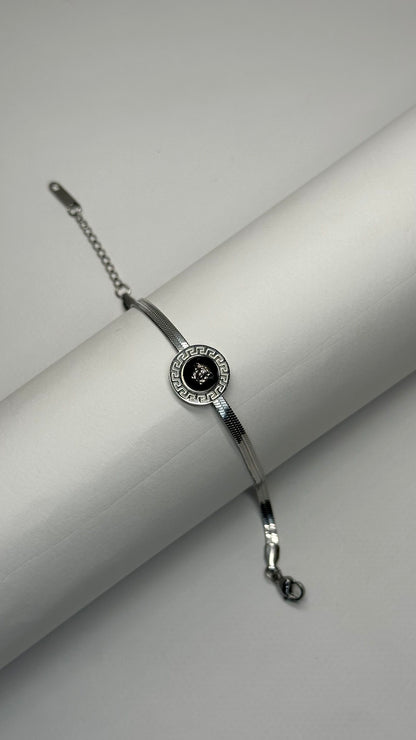 Glint Medusa Bracelet - Zyro