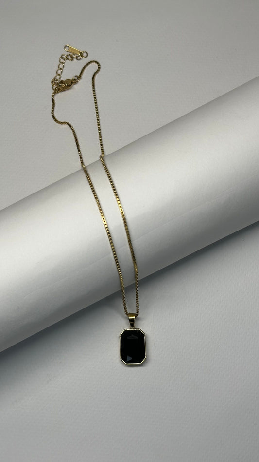 Midnight Empress Pendant - Zyro