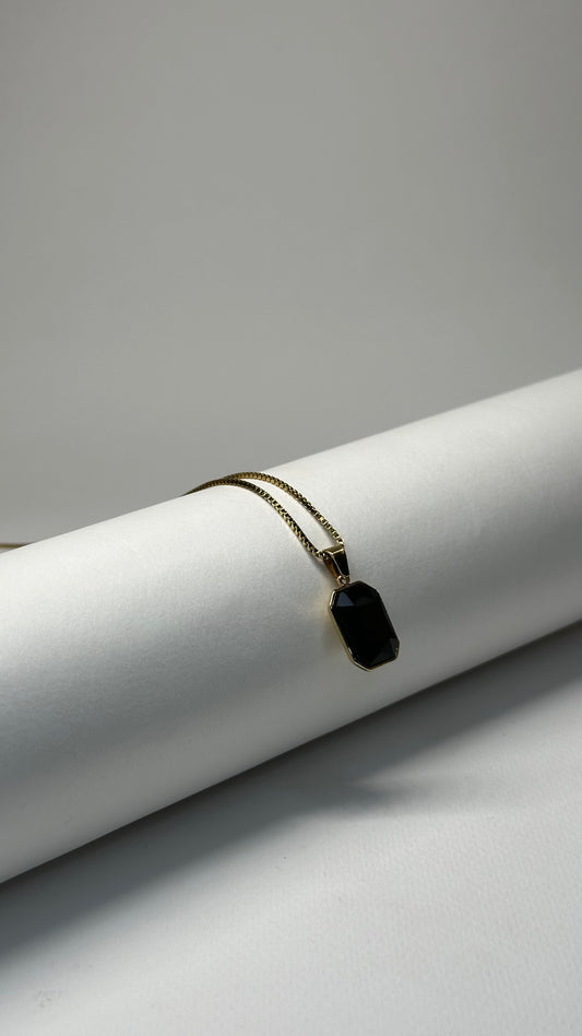 Midnight Empress Pendant - Zyro