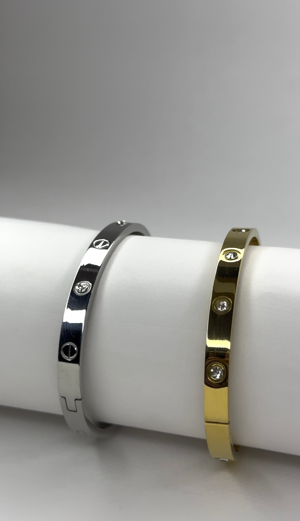 Radiant Charm Bangle with Crystal Detailing - Zyro