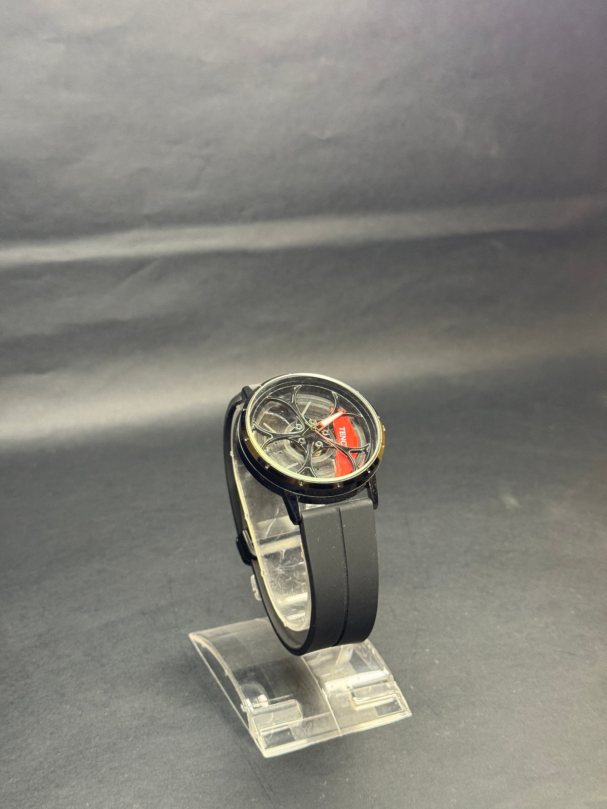 Rotating Wheel Dial Watch – Motorsport Edition - Zyro